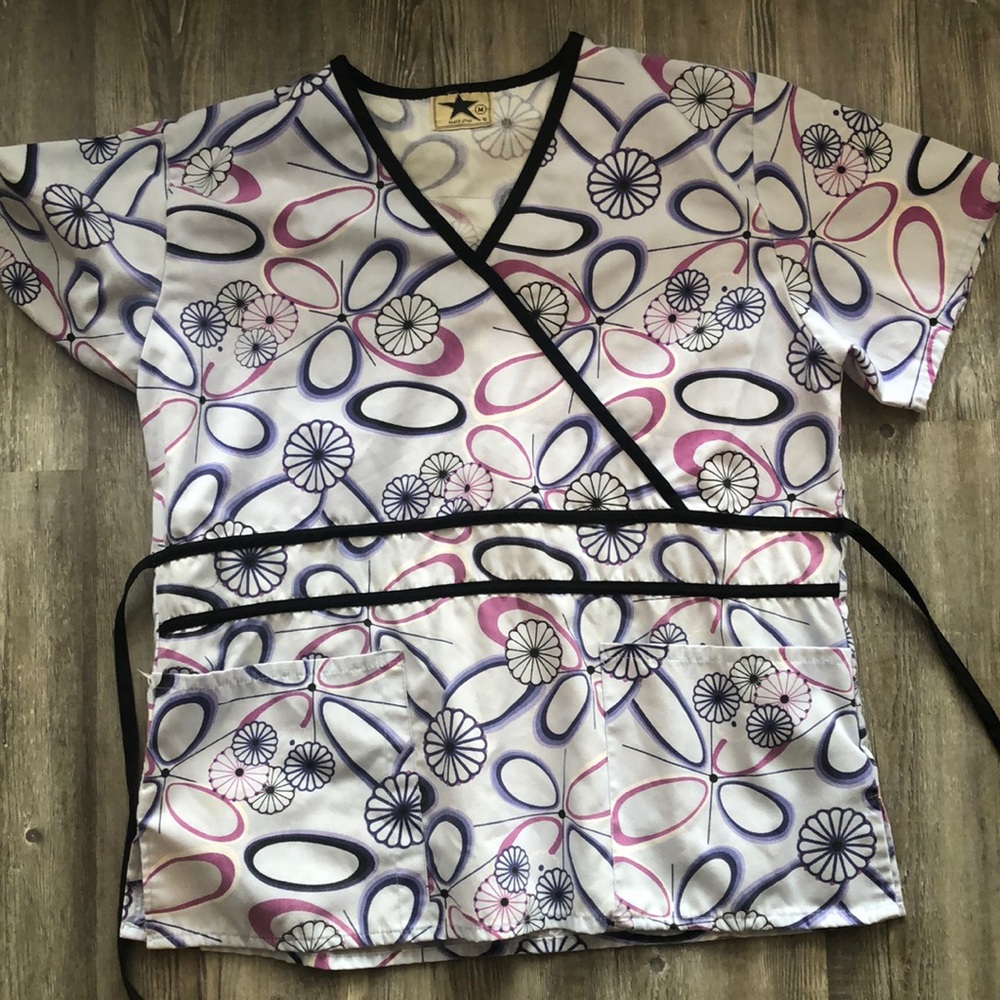 Scrub top